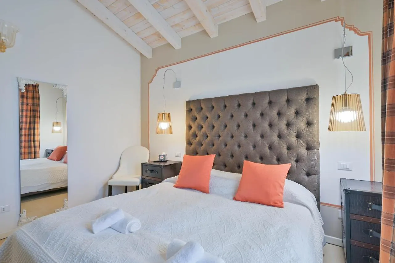 Holiday home Villa Onofria Sirmione